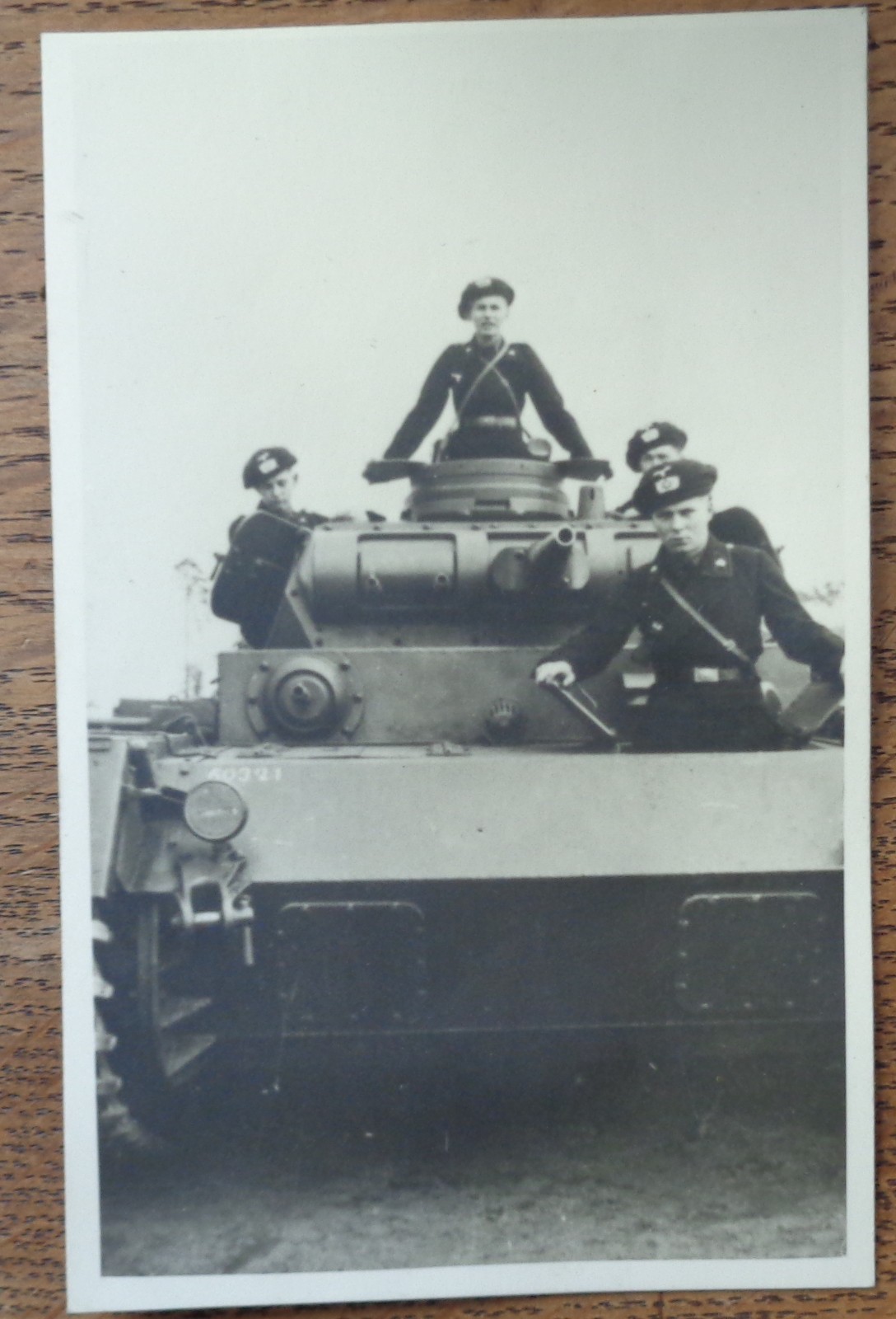 Pz.Kpfw. III Ausf.D (Fgst.Nr.60321) {001}{a}.jpg